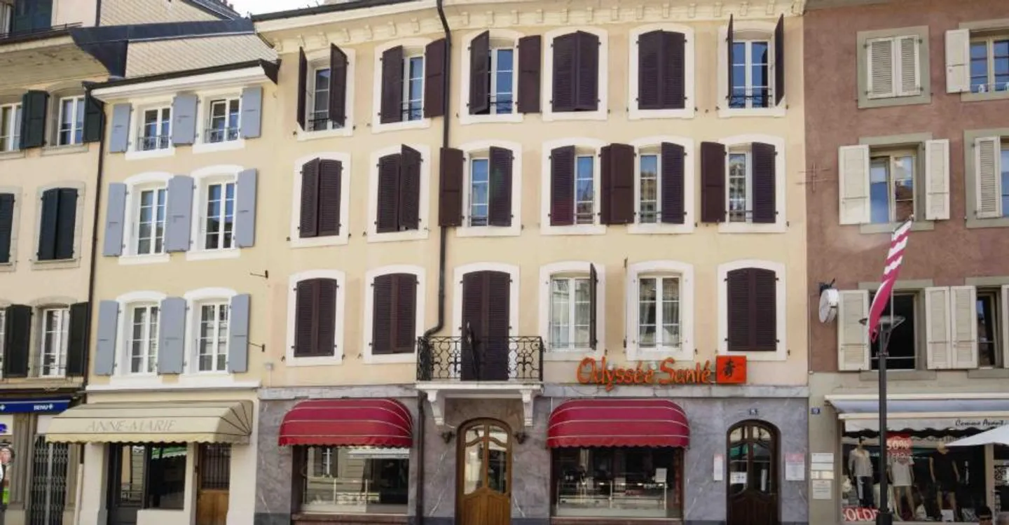 FOR RENT – 120 m² in the heart of Morges - Central and sought-after location - Photo 3 of 13