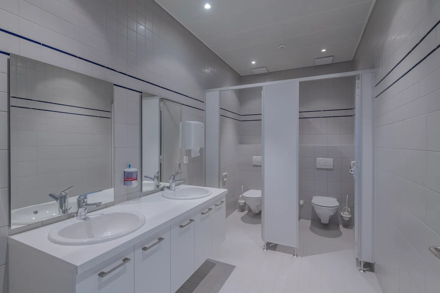 Flexible office spaces for your business success - Photo 8 of 9
