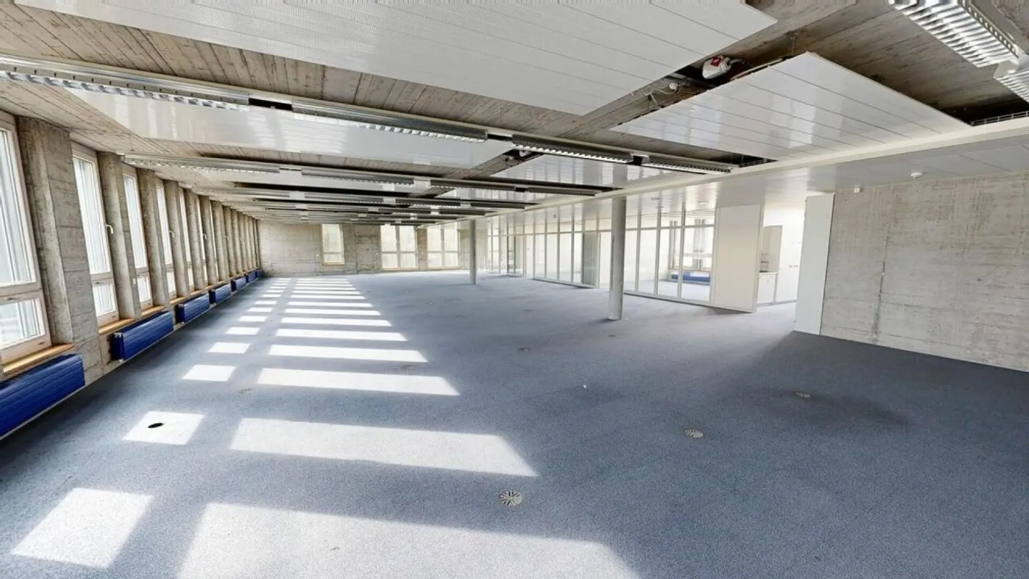 First-class office space with 392 m² in a representative commercial property - Photo 5 of 10