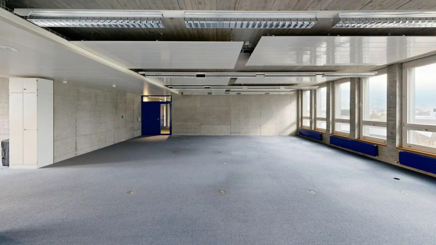 First-class office space with 392 m² in a representative commercial property - Photo 4 of 10