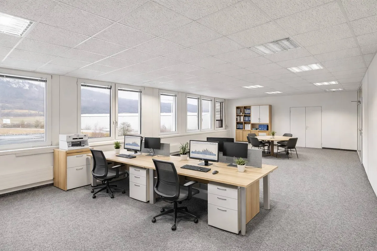 Rare combination of office and warehouse in one location - Photo 13 of 13