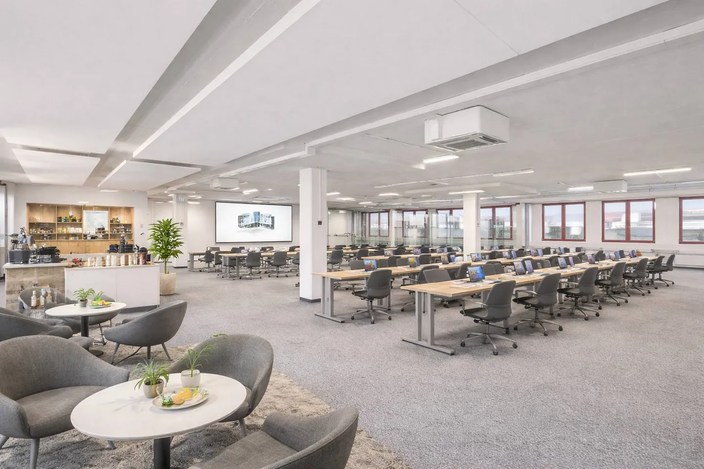 Your new commercial spaces with optimal connections and flexibility! - Photo 13 of 13