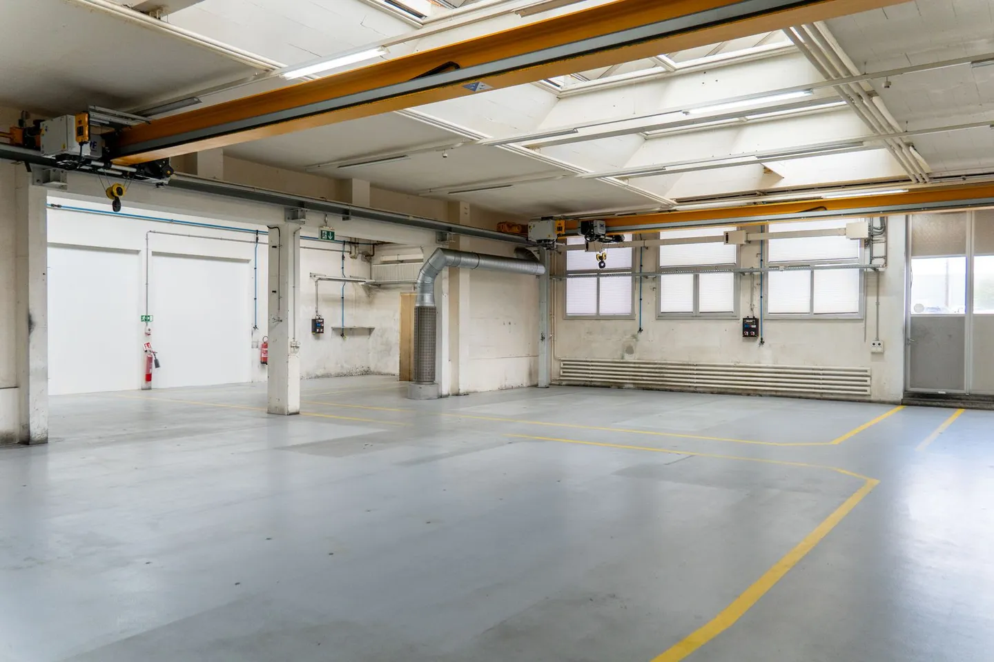 Versatile Storage Space of 801 m² in Rupperswil! - Photo 2 of 9