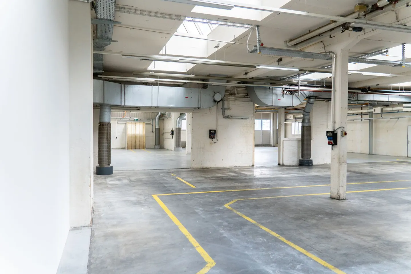 Versatile Storage Space of 801 m² in Rupperswil! - Photo 6 of 9