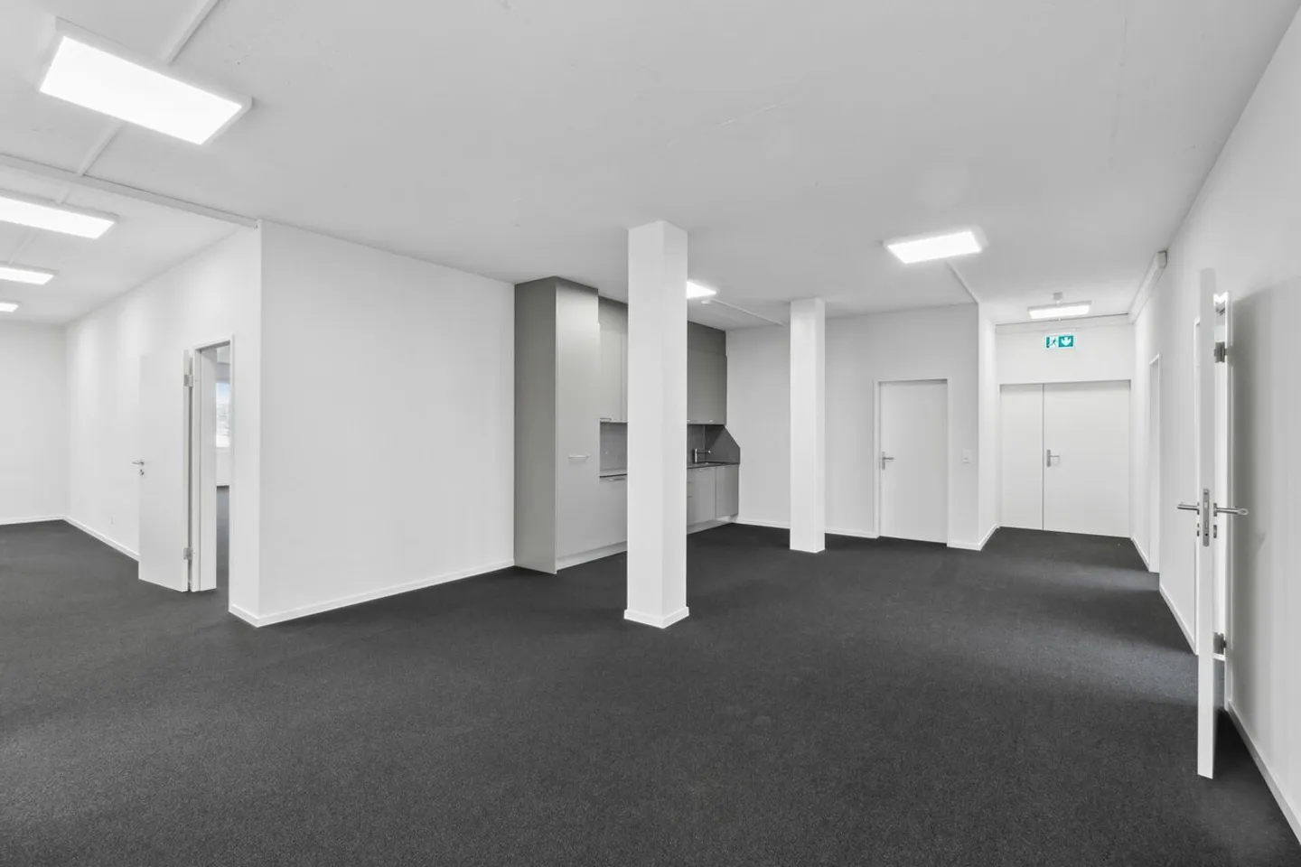 Nouvel espace pour vos idées - bureaux/salles de pratique hautement développés - Photo 3 sur 7