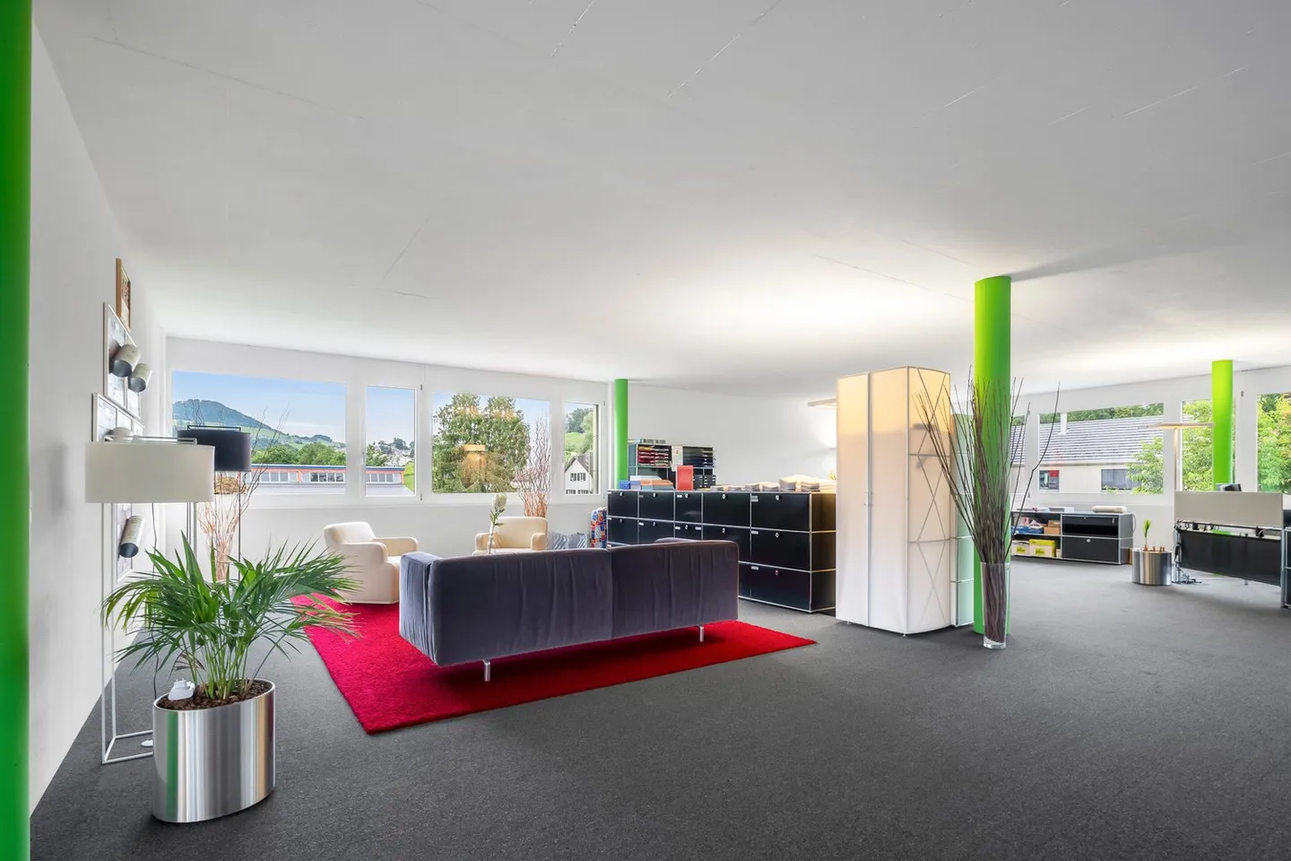 Looking for a successful location? Office space in an exclusive location - Photo 4 of 9