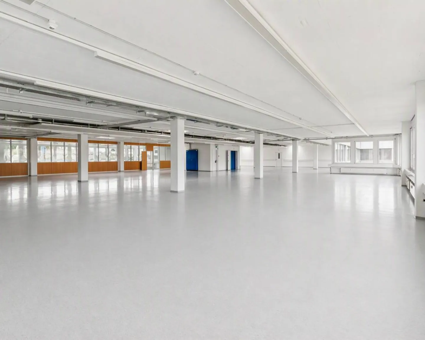 À partir de 340 m² - espaces de bureau et commerciaux polyvalents - Photo 10 sur 11