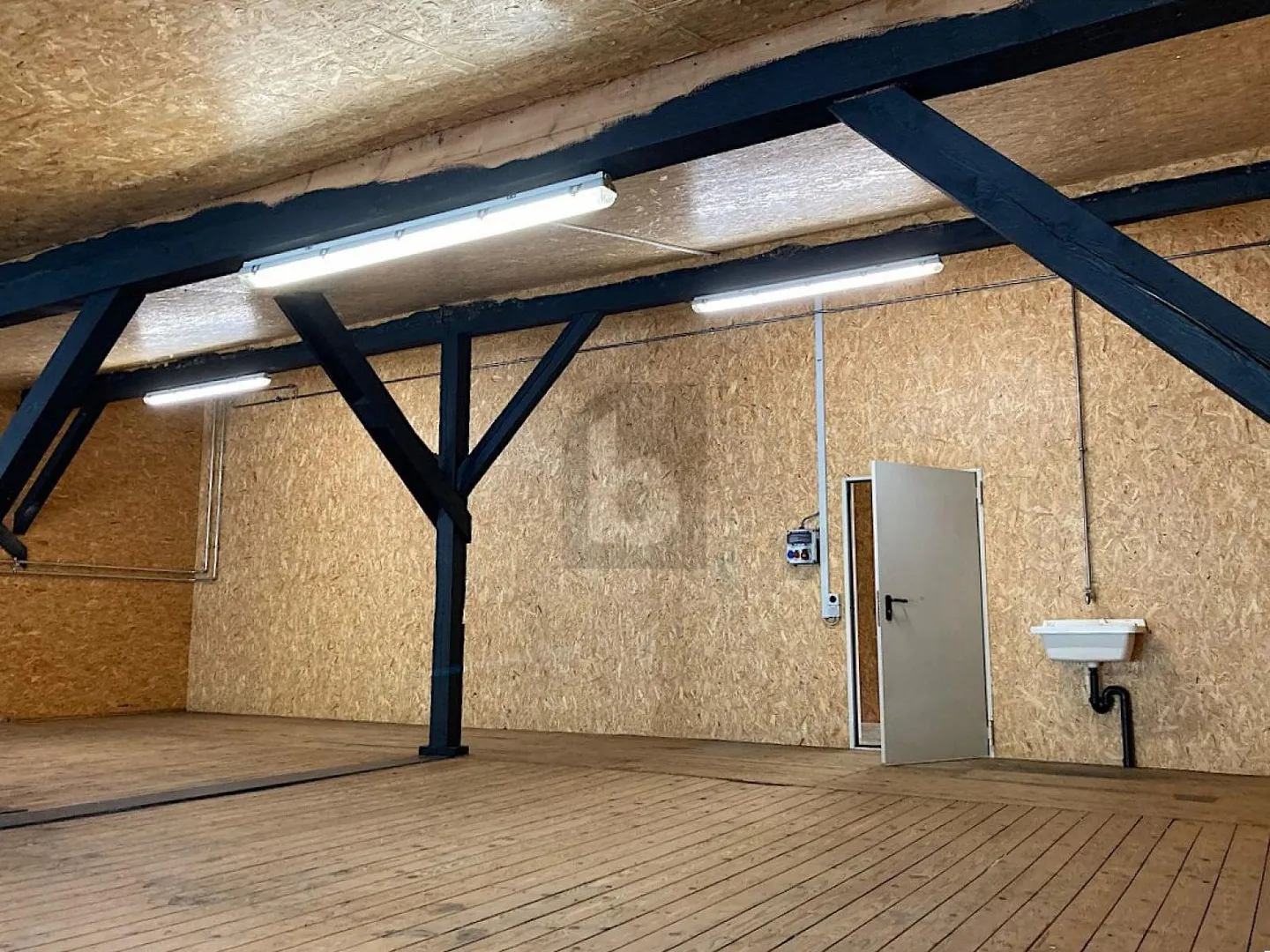 Espace de loisir spacieux à louer - Photo 4 sur 6