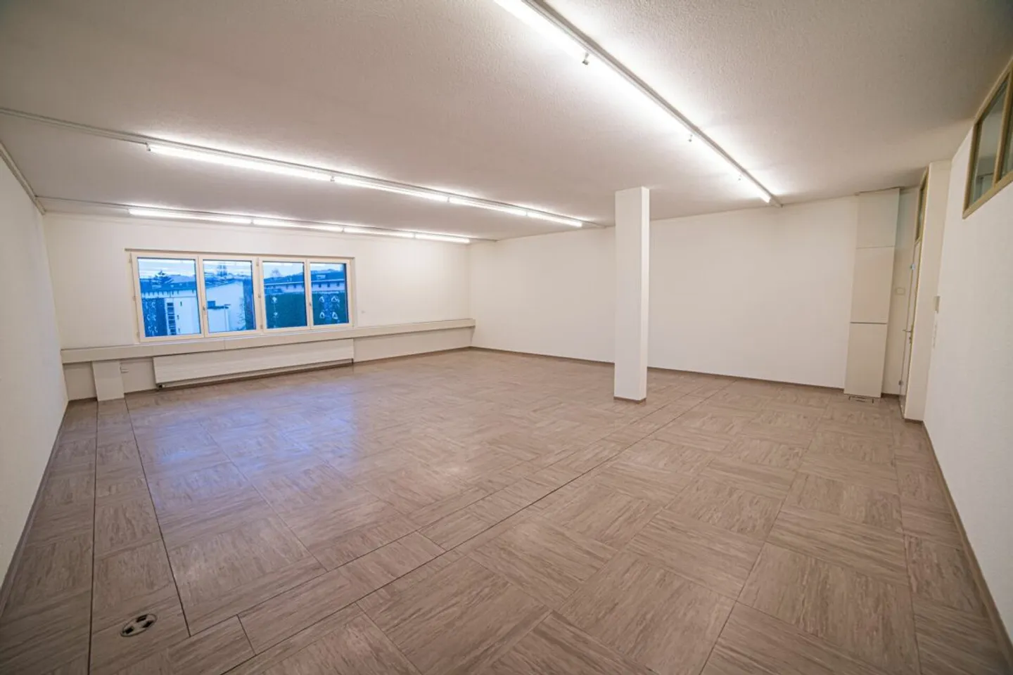 Ideal for Start-Ups | Move in and take off - Photo 3 of 6