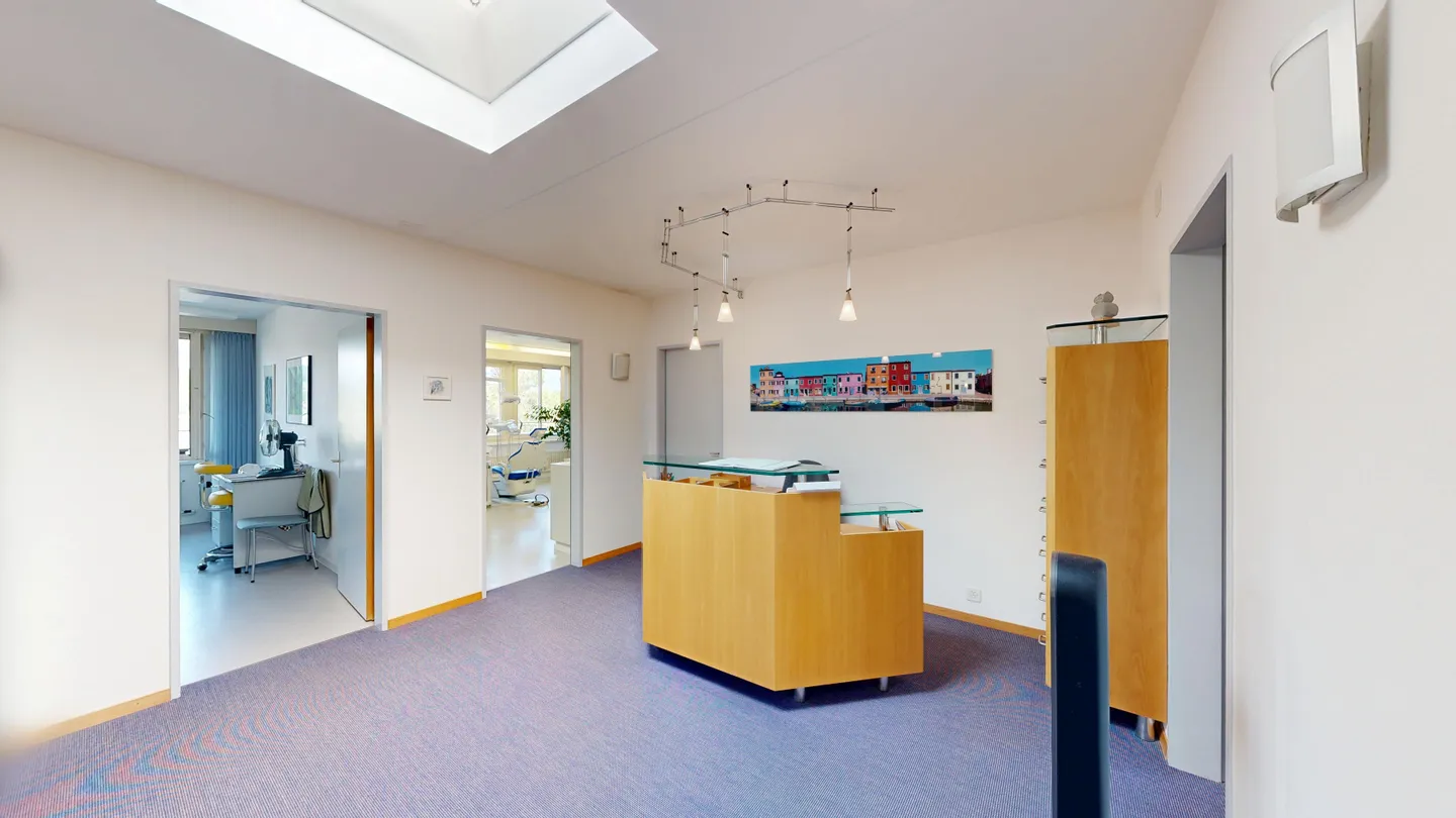 Bright commercial space with lake view - Photo 1 of 9