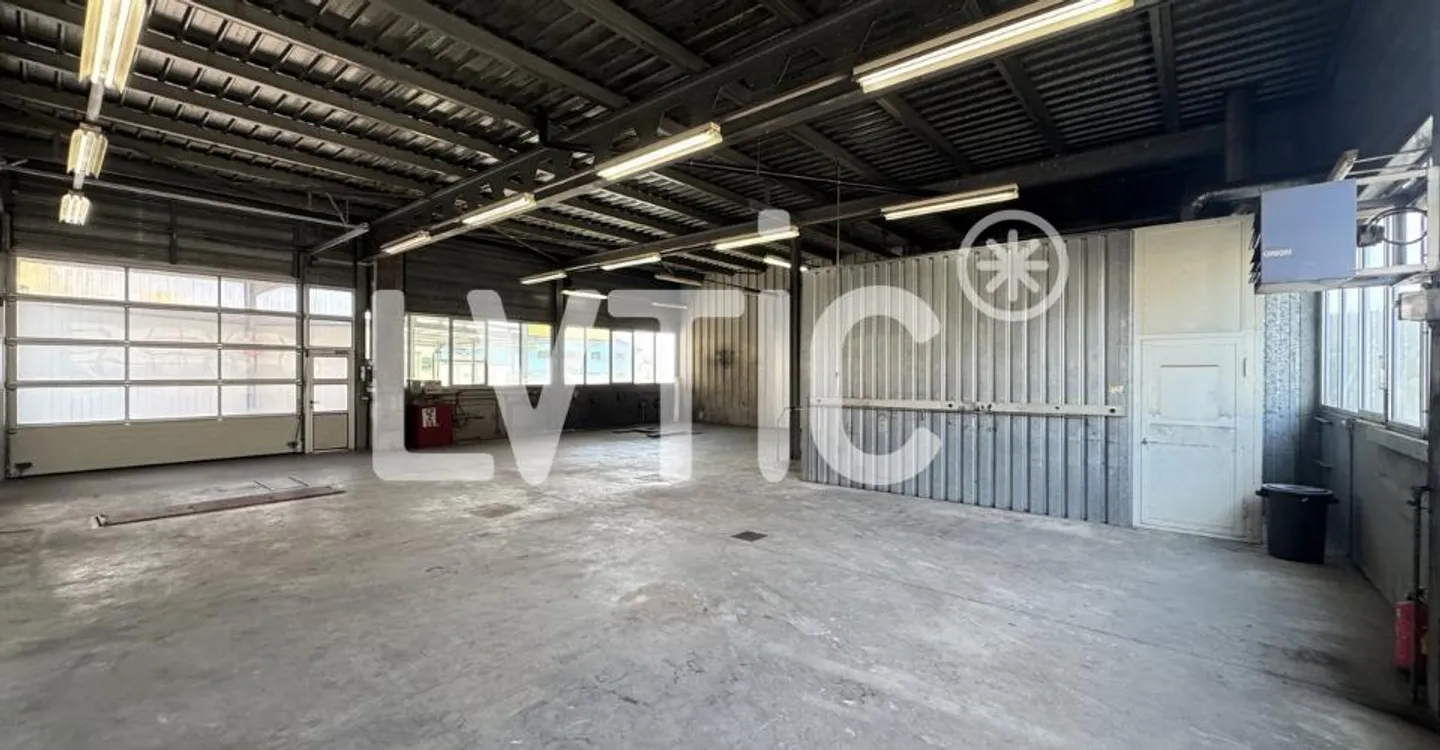 Objet industriel - Photo 3 sur 8