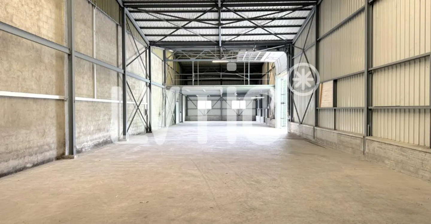Deposit - Photo 7 of 13