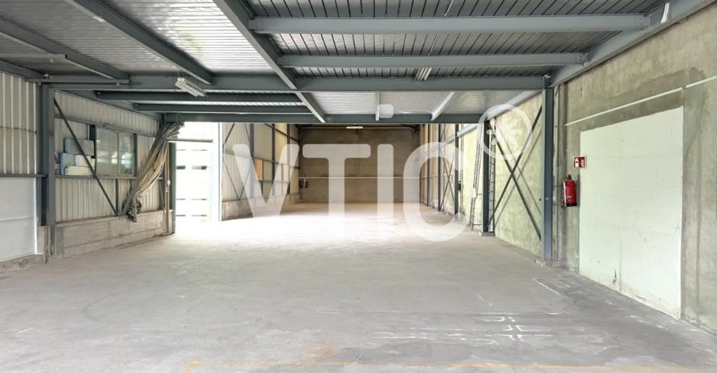 Deposit - Photo 5 of 13