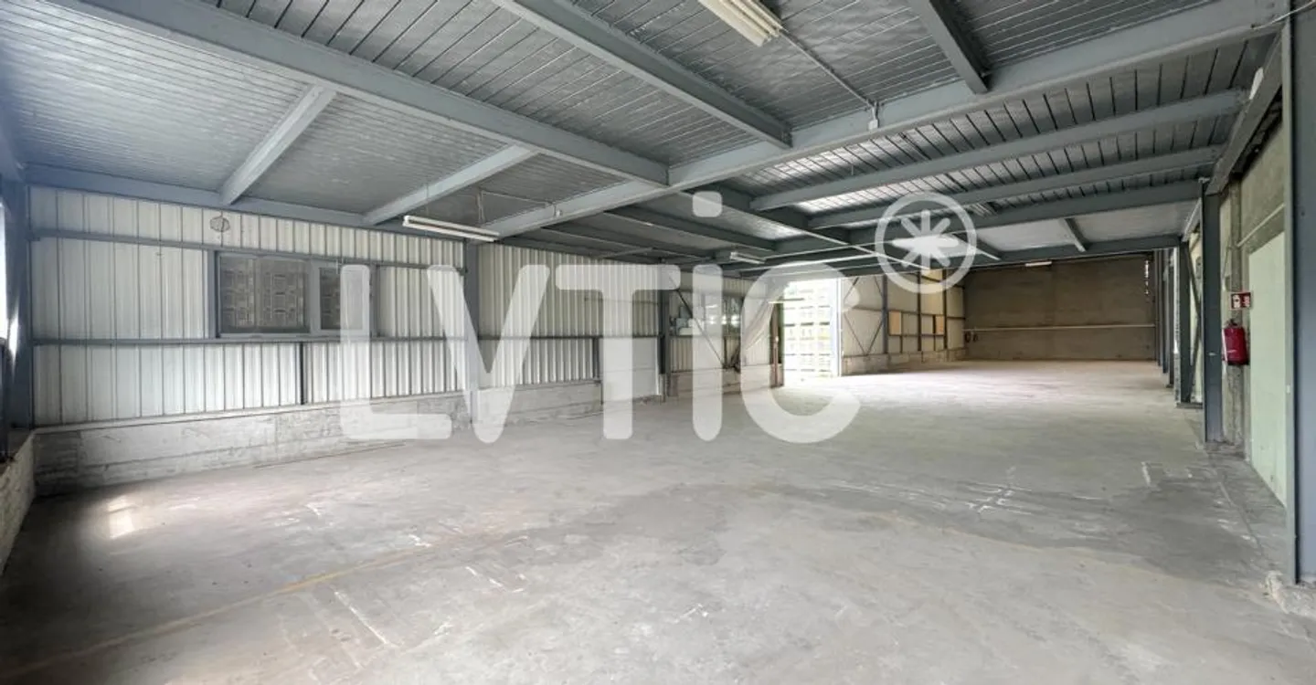 Deposit - Photo 4 of 13