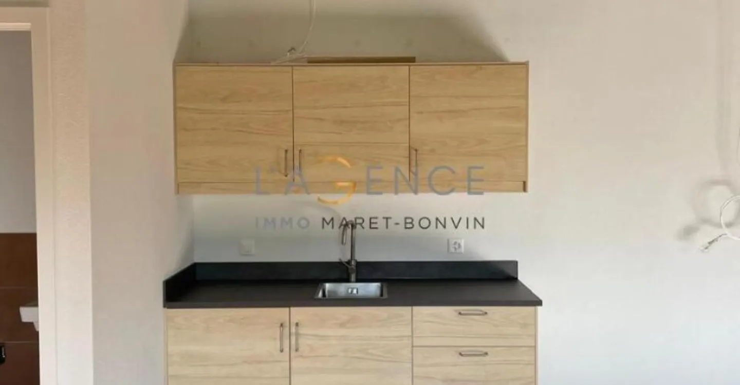 Espace Commercial à Savièse - Photo 7 sur 8