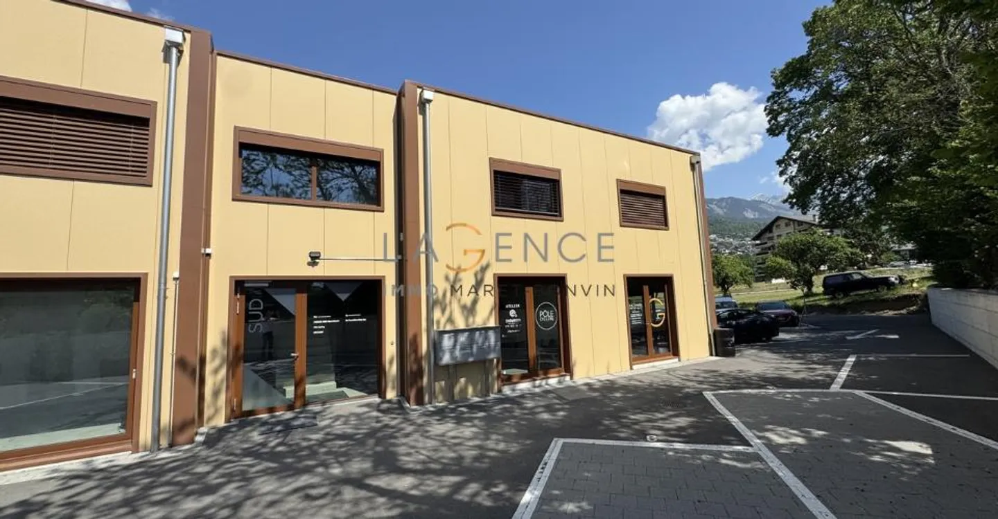 Espace Commercial à Savièse - Photo 2 sur 8