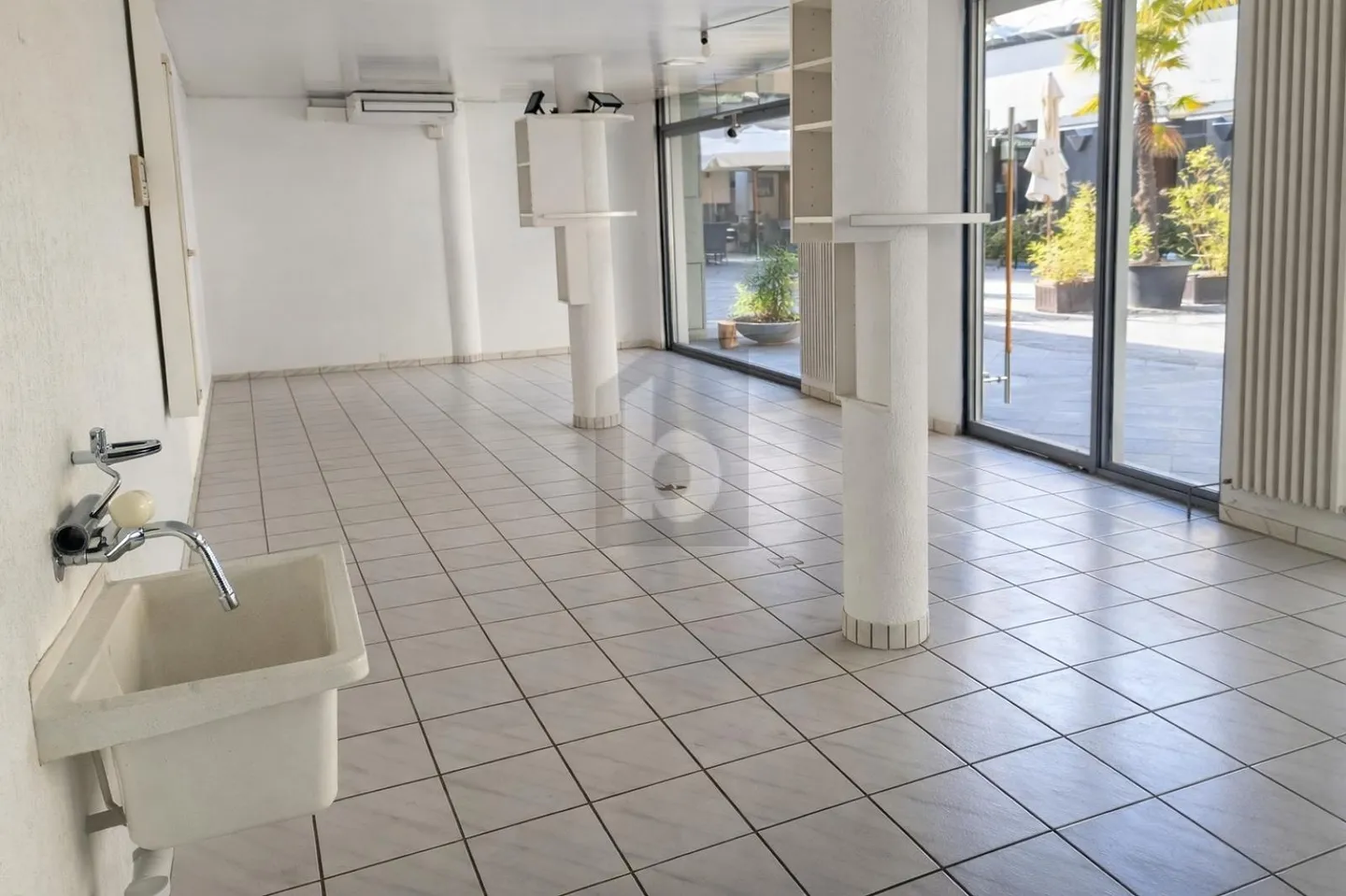 Espace Commercial Central à Sierre - Photo 2 sur 4