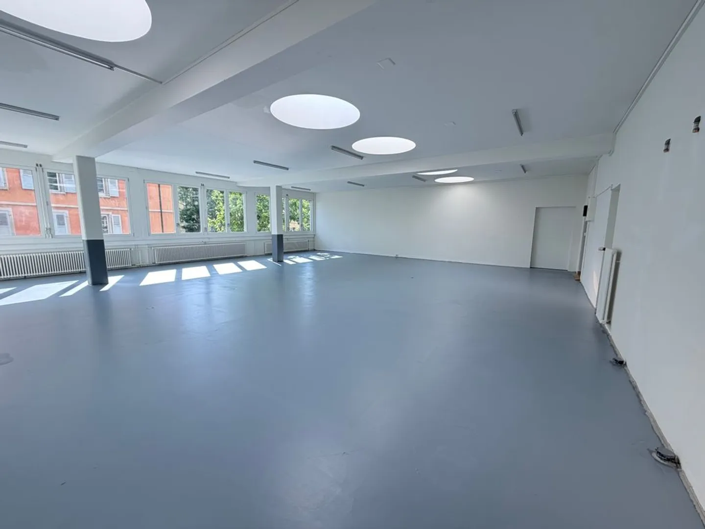 Espace commercial à louer au 1er étage ! - Photo 3 sur 5