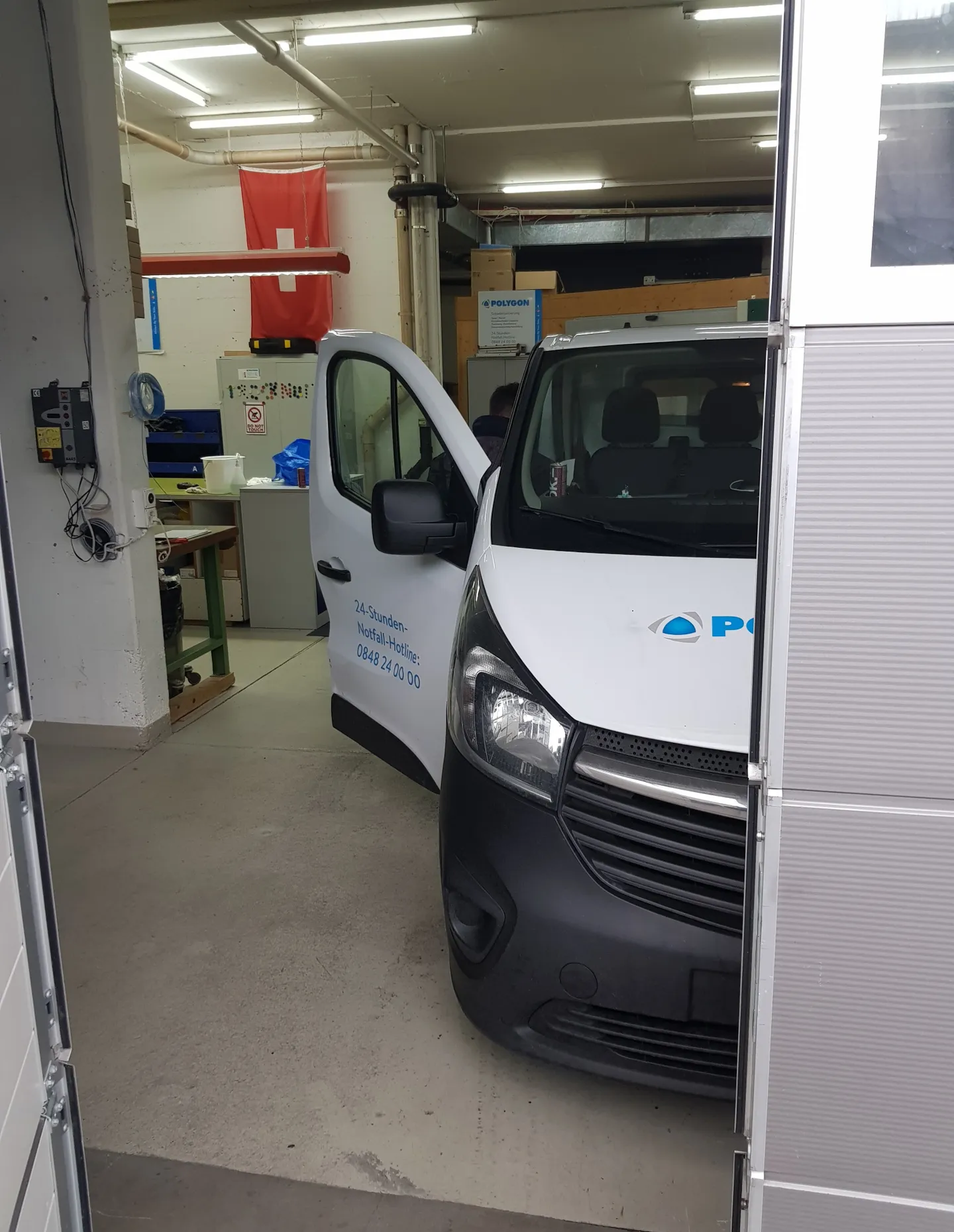 287m² office, storage or production space on the ground floor - Photo 3 of 3