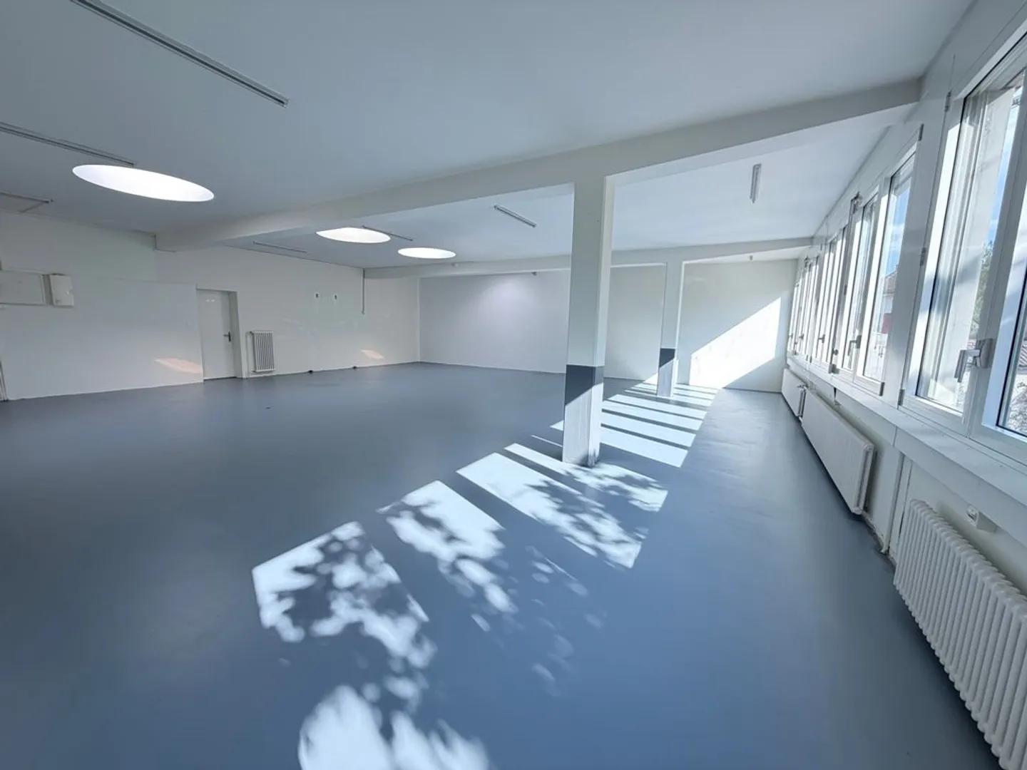 Espace commercial à louer au 1er étage ! - Photo 2 sur 5