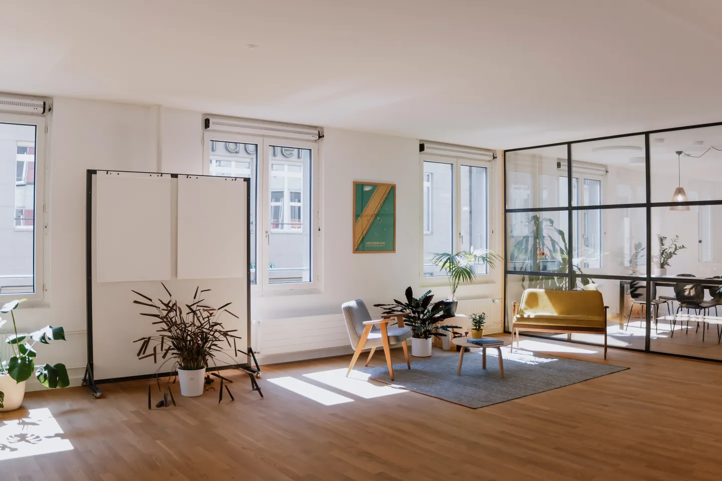 Stylischer Arbeitsplatz in Bern - Foto 4 von 5