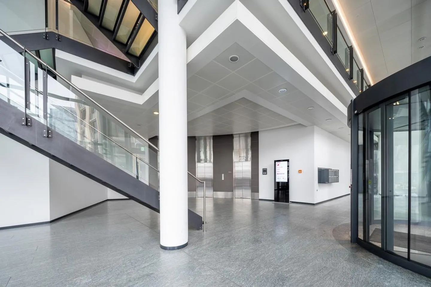 Das Büro im Herzen von Zürich - Photo 2 of 12
