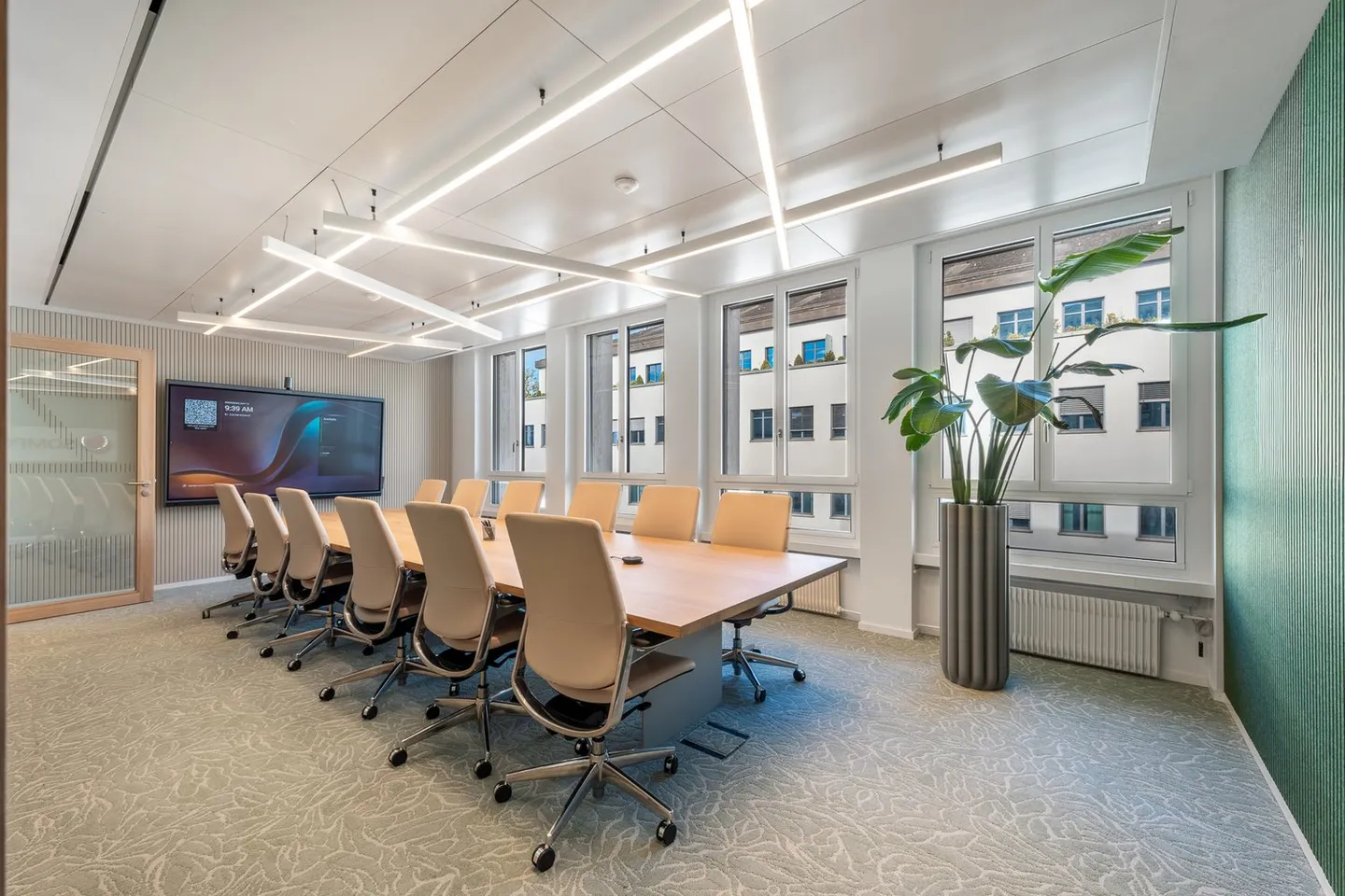 Modern and high-quality developed space in prime location! - Photo 3 of 9