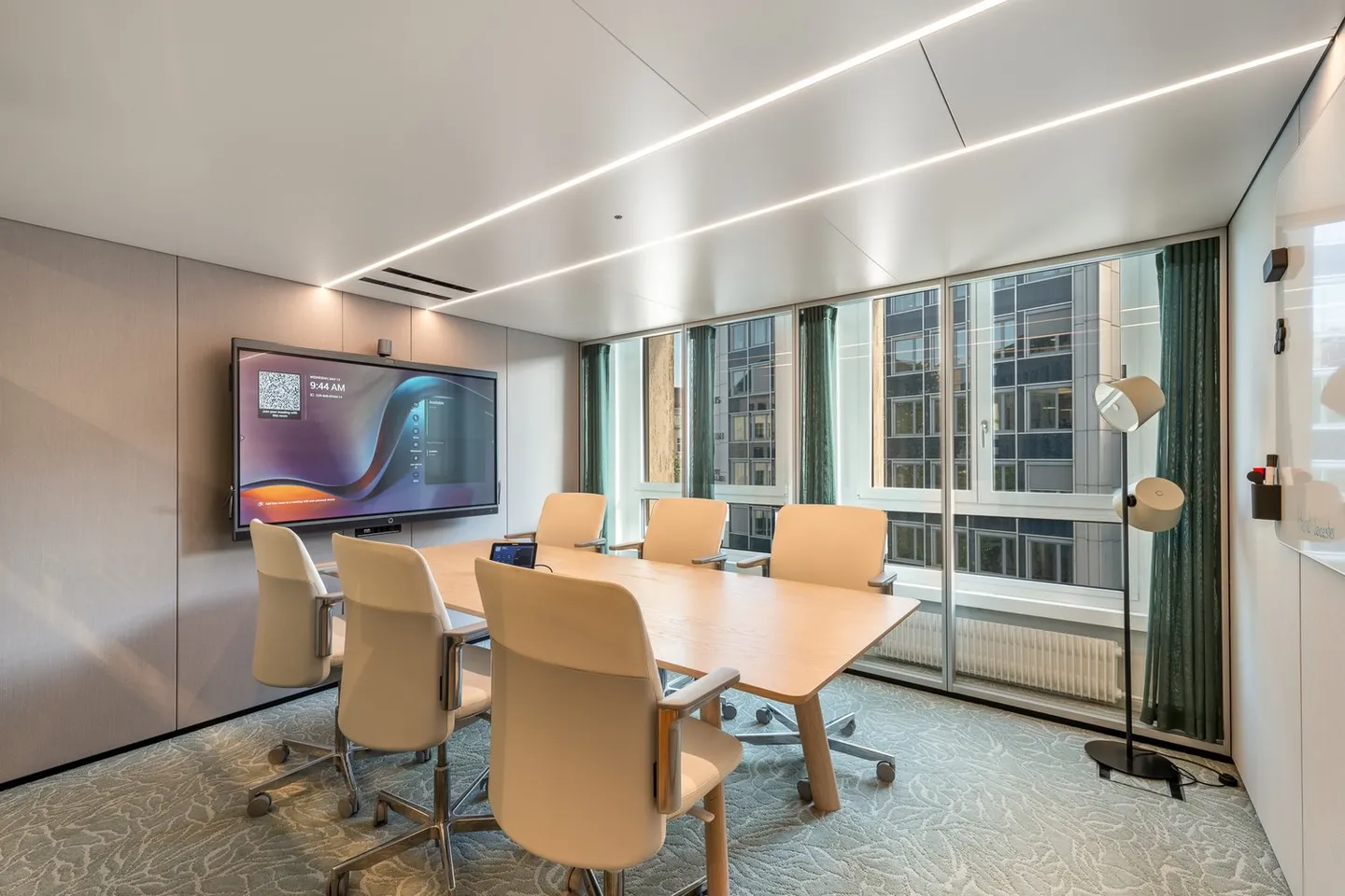 Modern and high-quality developed space in prime location! - Photo 5 of 9