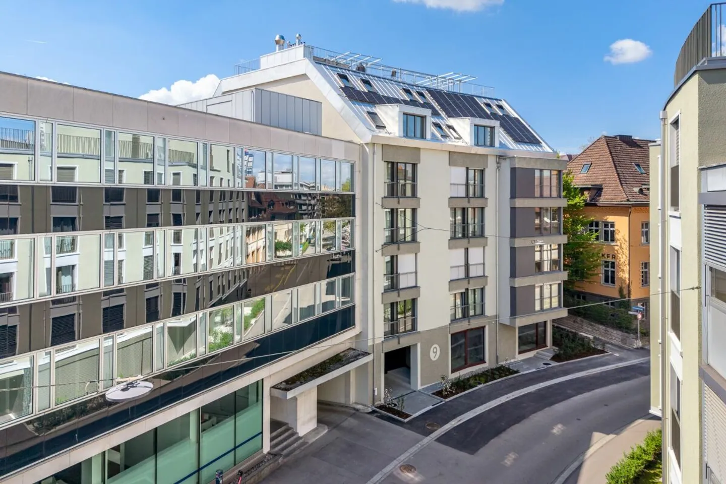 Espaces commerciaux polyvalents à Baumackerstrasse 9 à Zurich Oerlikon - Photo 4 sur 11