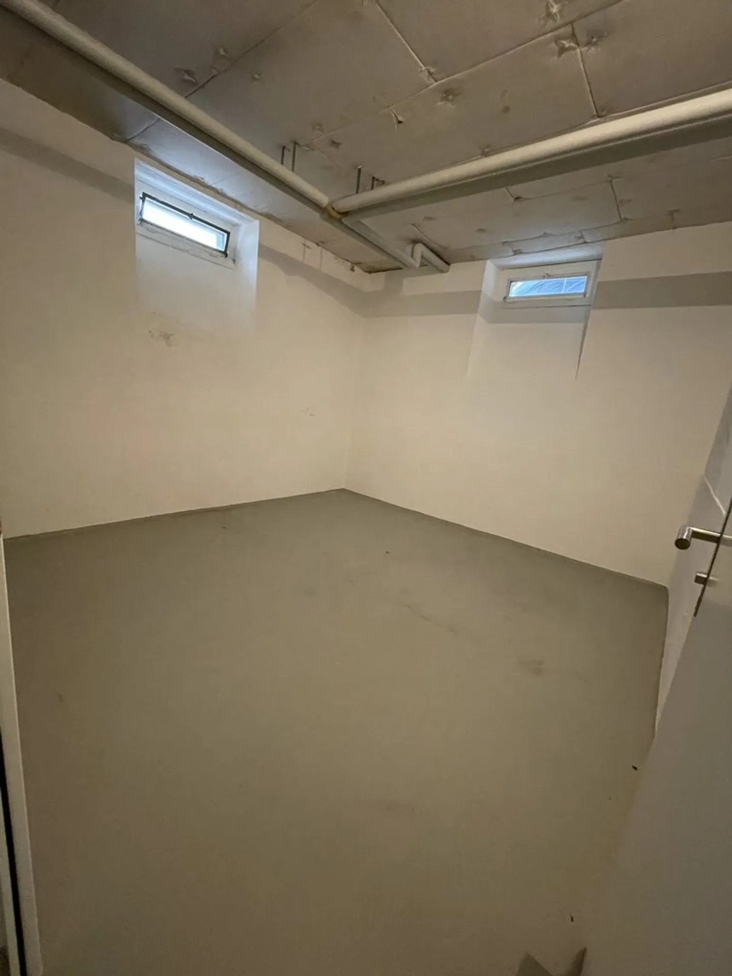 Great Craft Room for Rent - Photo 2 of 3