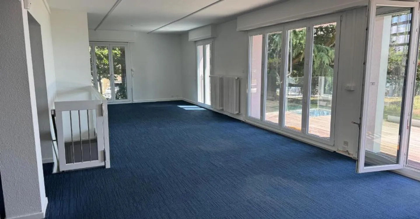 Office - Photo 4 of 12