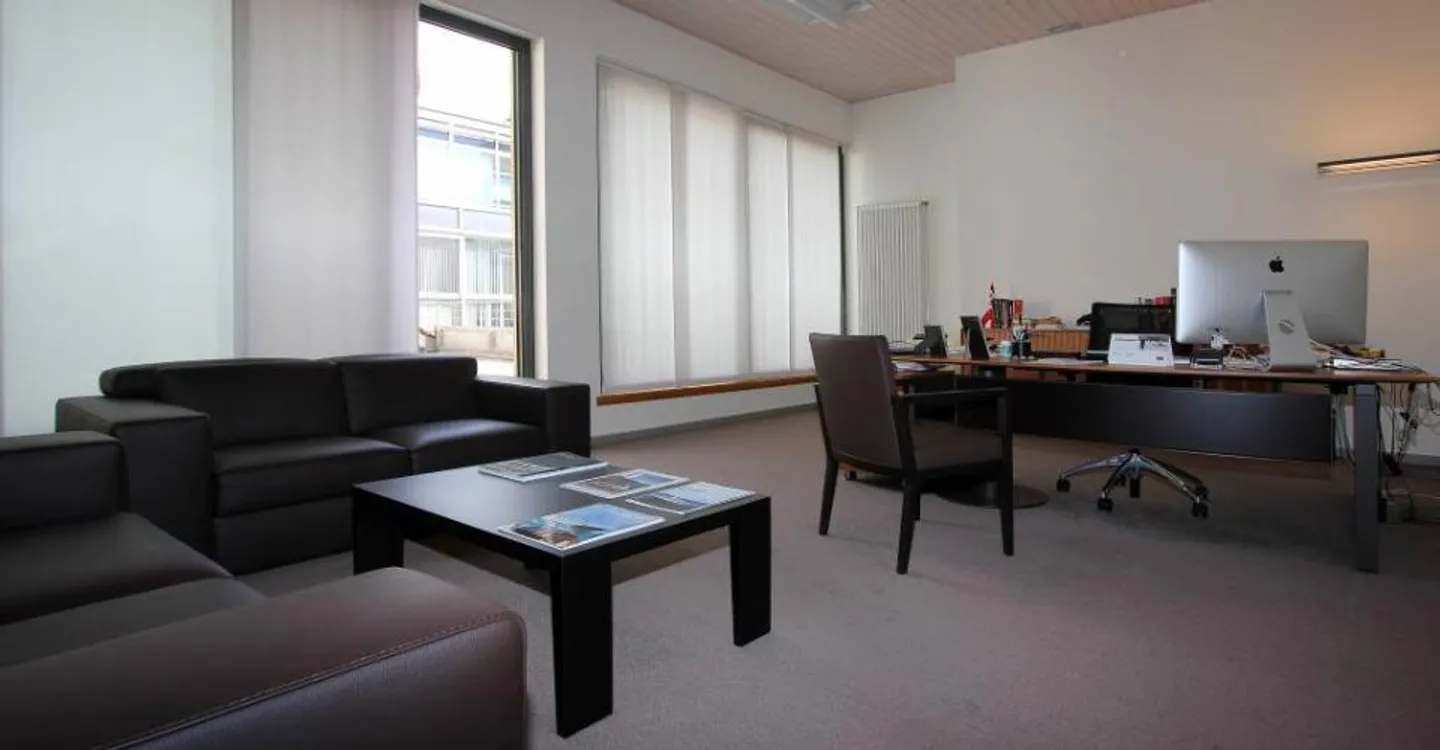 3-room office - Photo 6 of 9