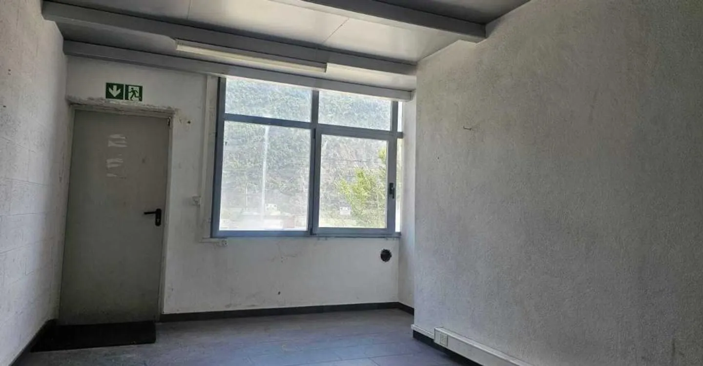 Industrial Property - Photo 4 of 7