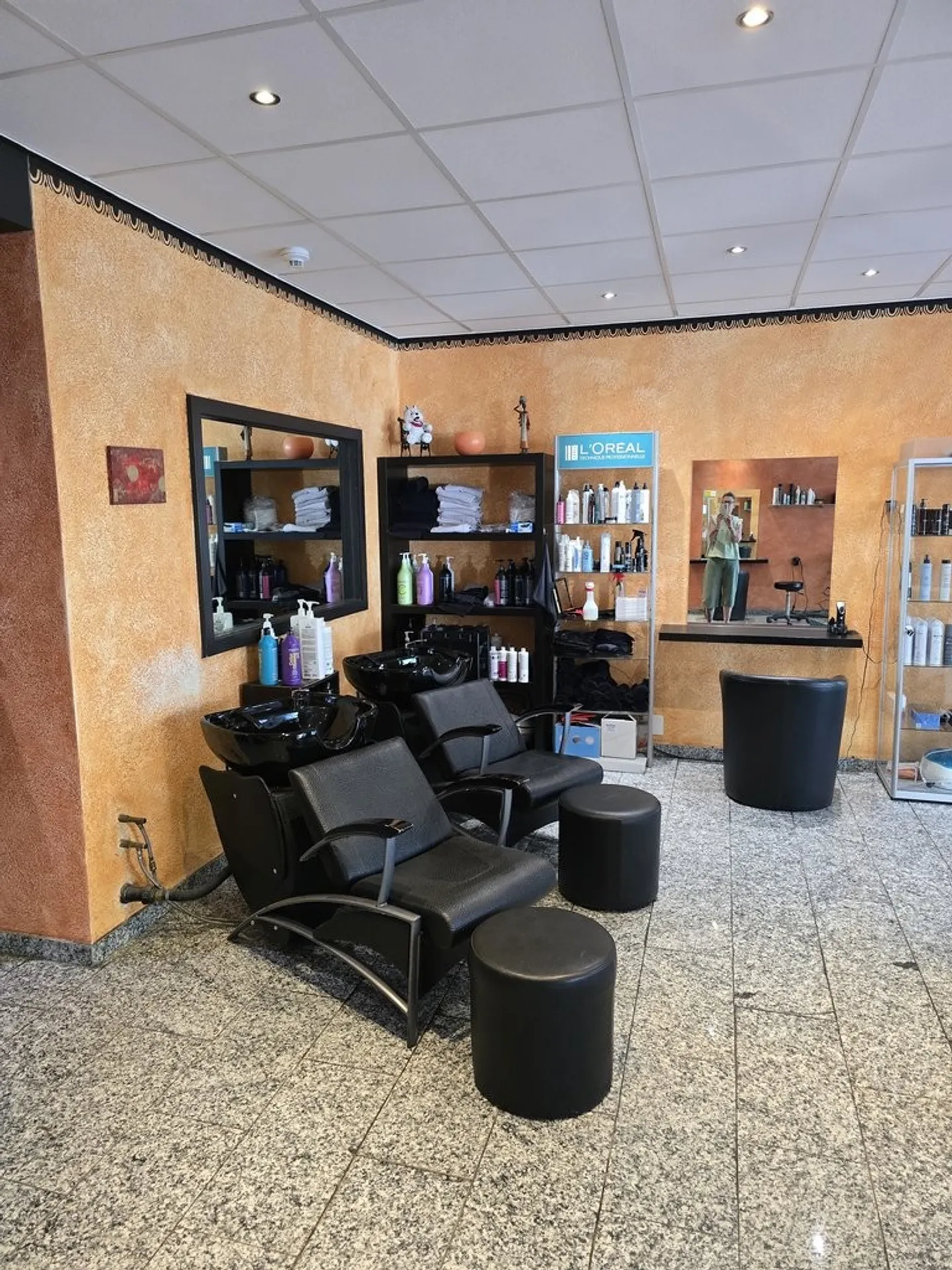 Arcade in downtown Sierre for rent starting 01.01.2027 - Photo 5 of 5