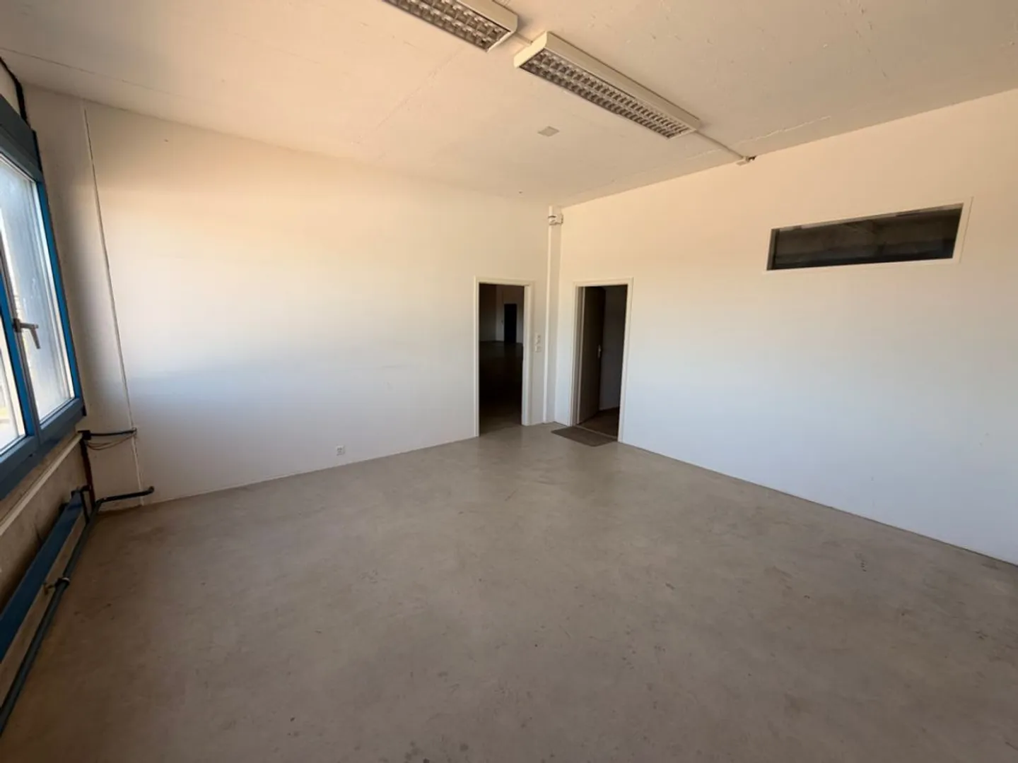 Attractive Commercial Space in Cham - Photo 5 of 7