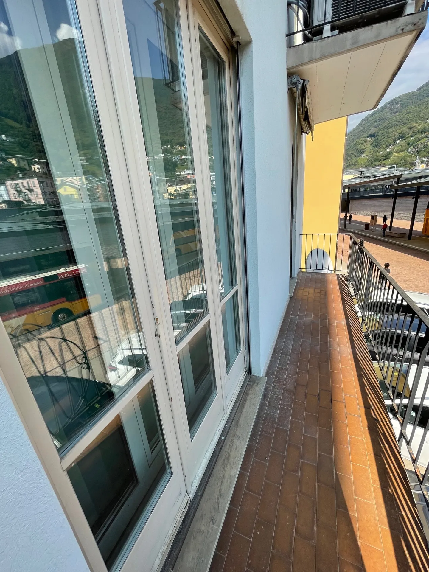 YOUR COMMERCIAL SPACE IN THE HEART OF BELLINZONA - Photo 8 of 10