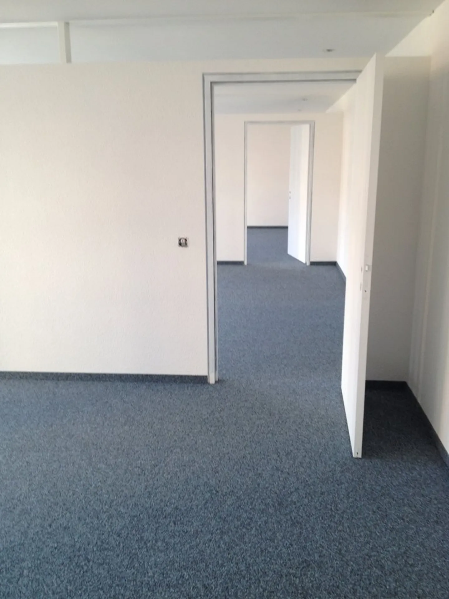 Bureau lumineux de 65 m2 dans un emplacement central à Baden - Photo 3 sur 4