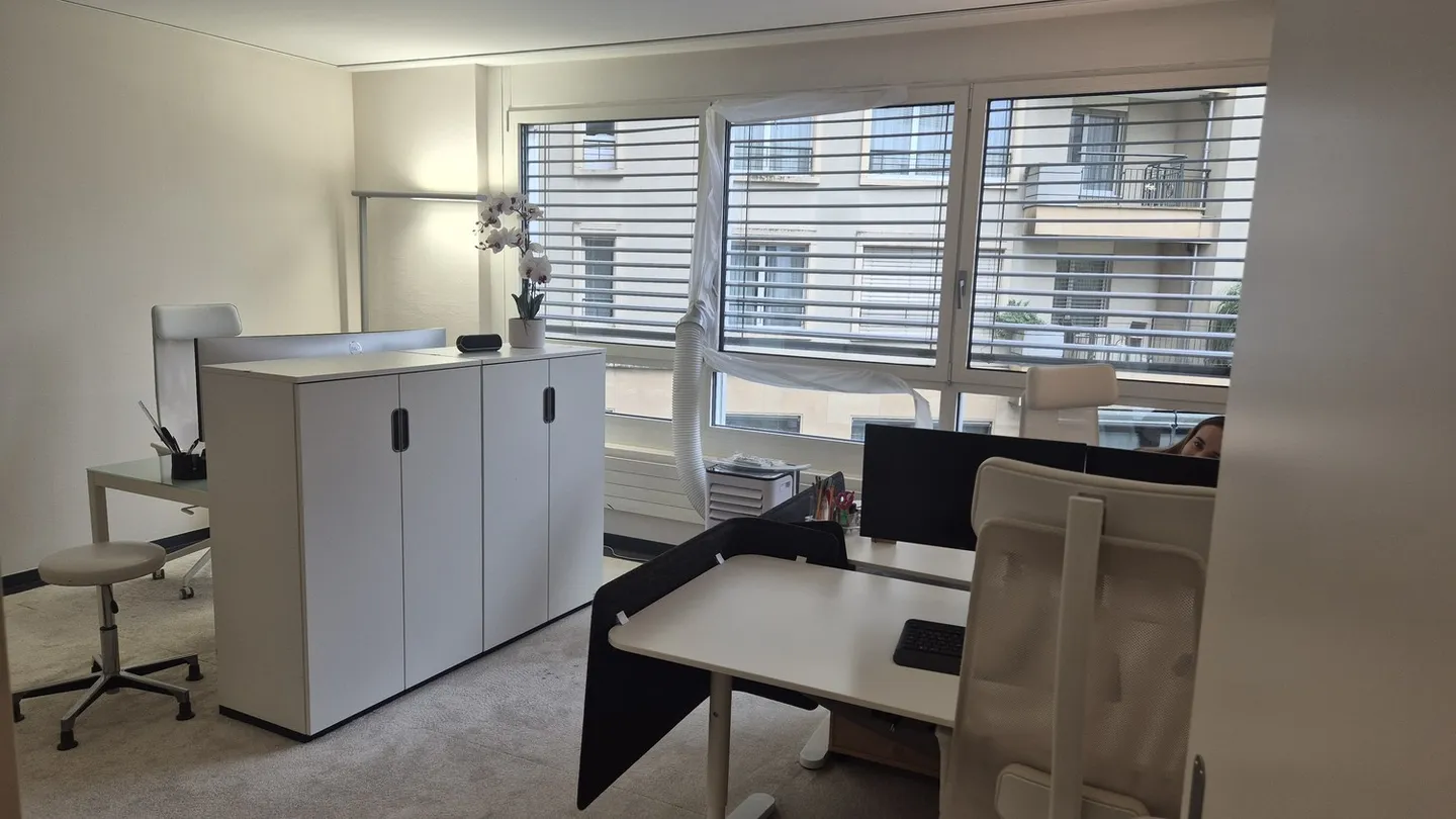 In affitto - Ufficio di 360m2 nel cuore di Montreux! - Foto 5 di 6