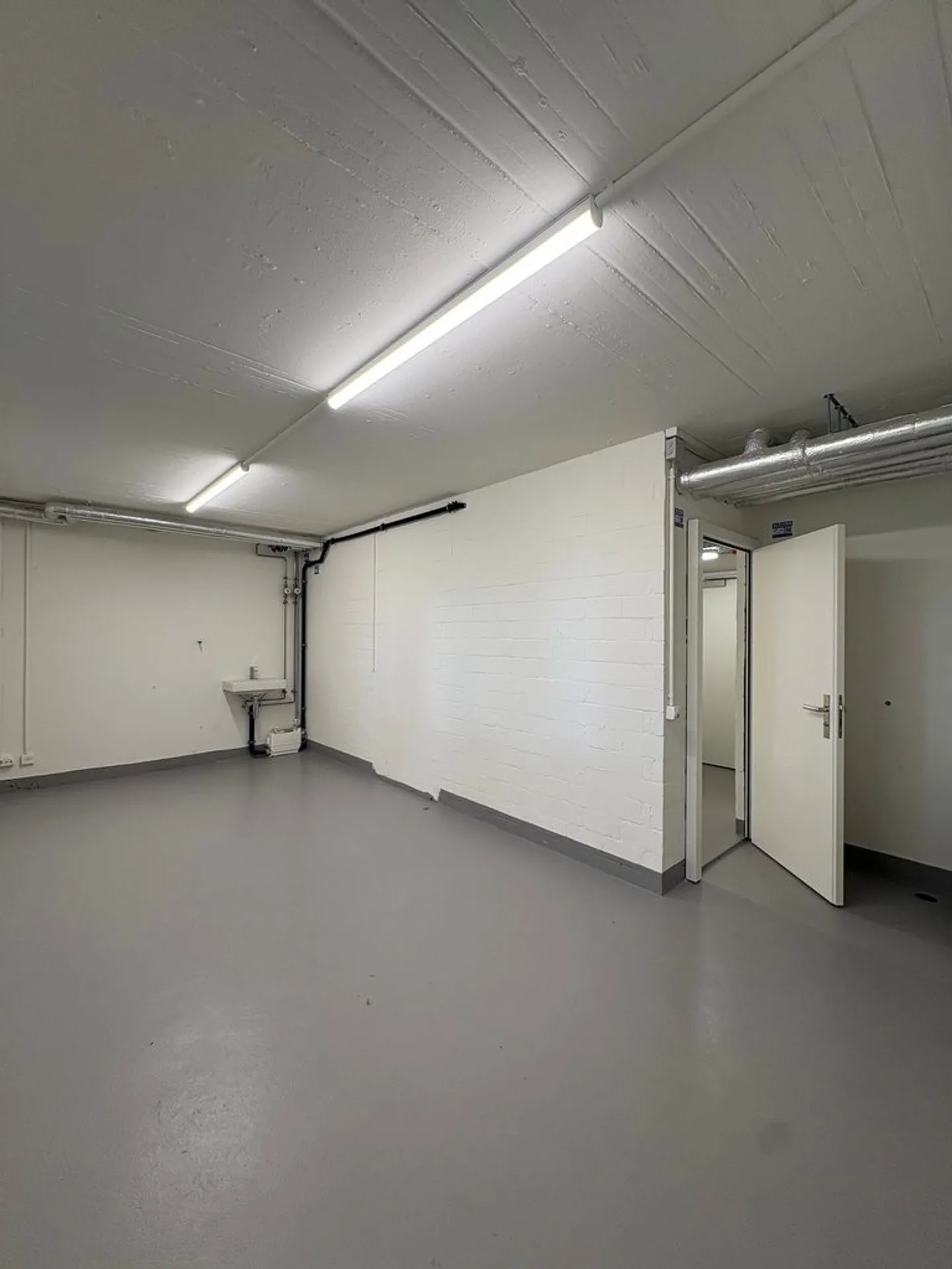 Salle de loisirs pratique au rez-de-chaussée - 20 m2 - Photo 4 sur 4