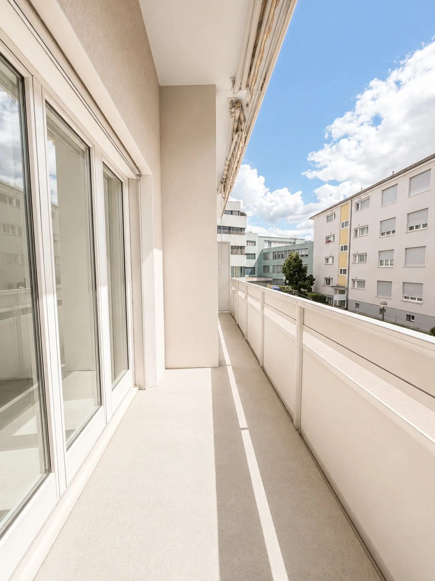 Attractive commercial space in prime location - Photo 6 of 8