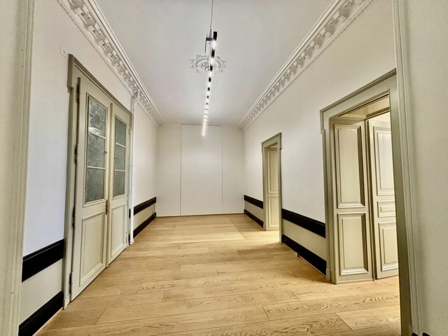 Losanna Sous-gare/Grancy, ufficio amministrativo di 195 m2 in affitto - Foto 8 di 12
