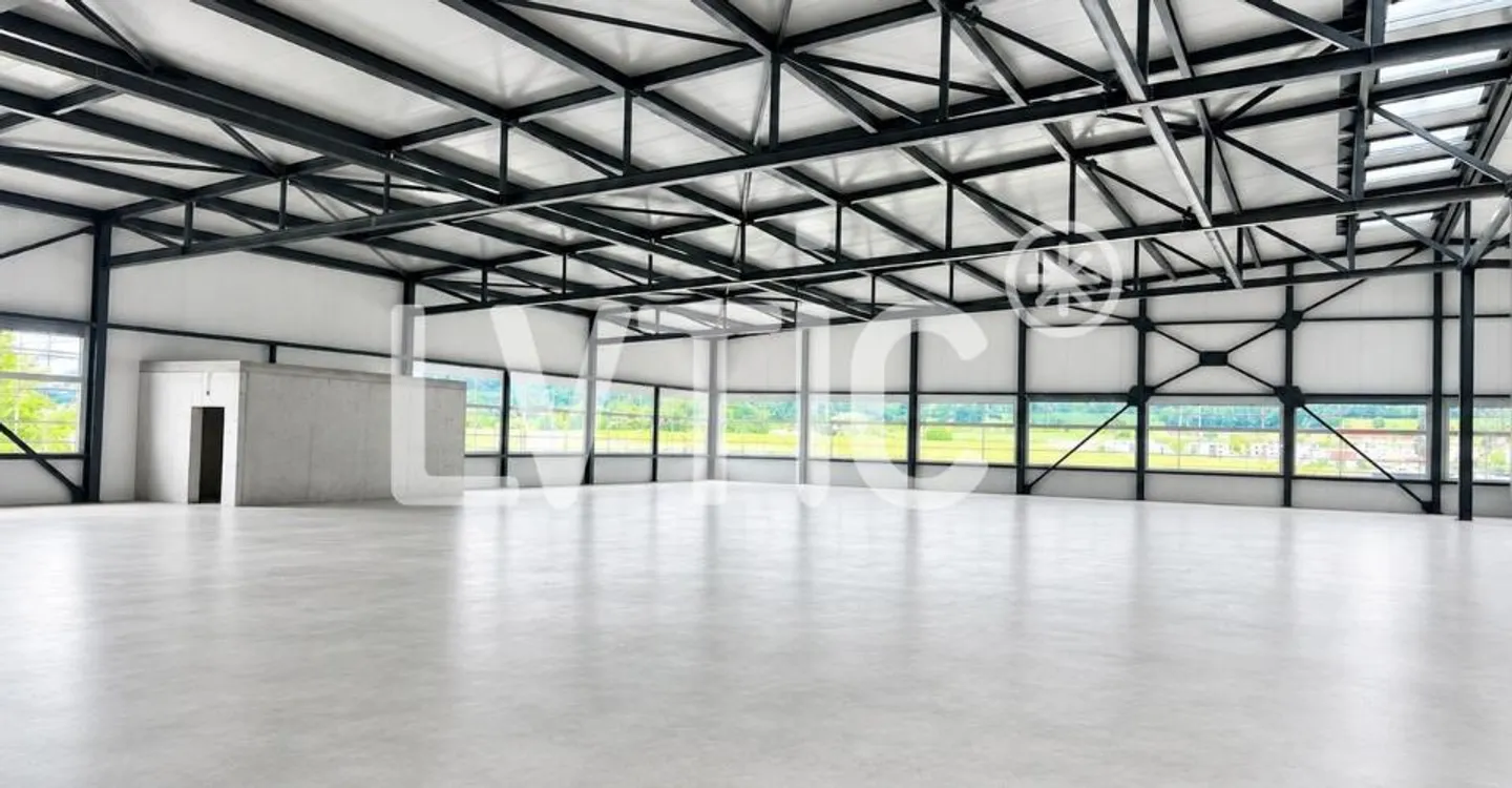Halle industrielle et bureaux - Photo 9 sur 13