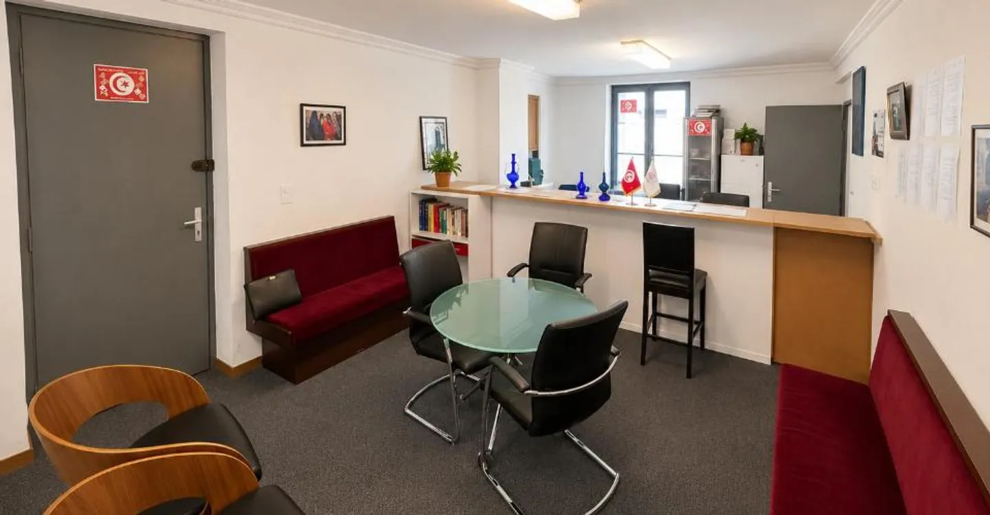 Bureau spacieux à Chêne-Bourg - Photo 1 sur 9