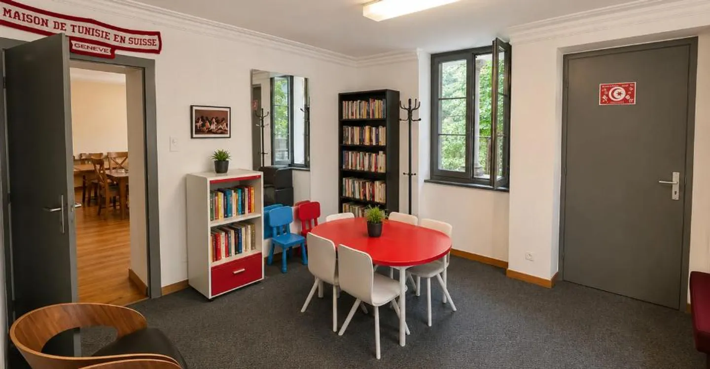 Bureau spacieux à Chêne-Bourg - Photo 3 sur 9