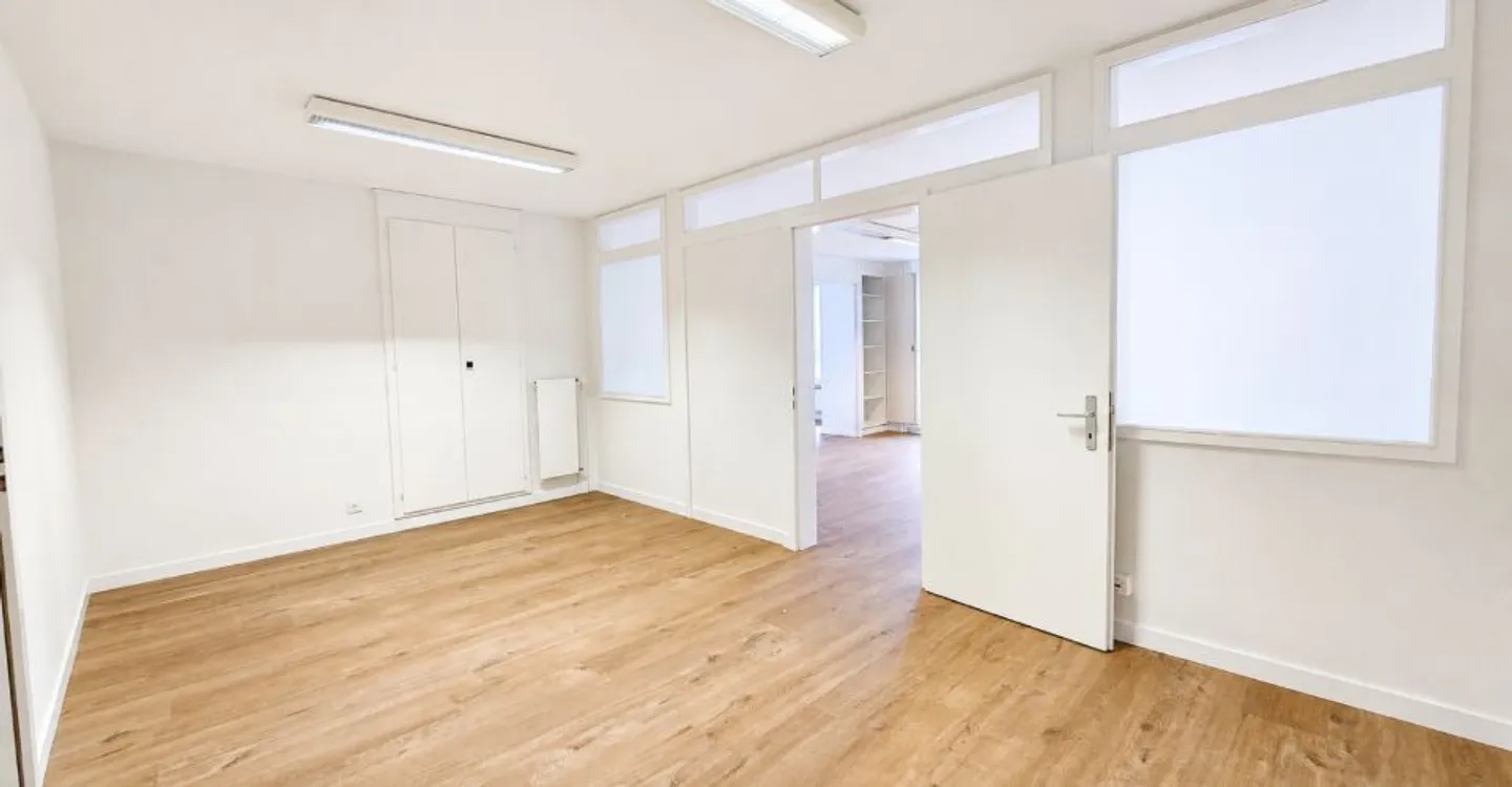 Espace Commercial à Bulle - Photo 2 sur 12