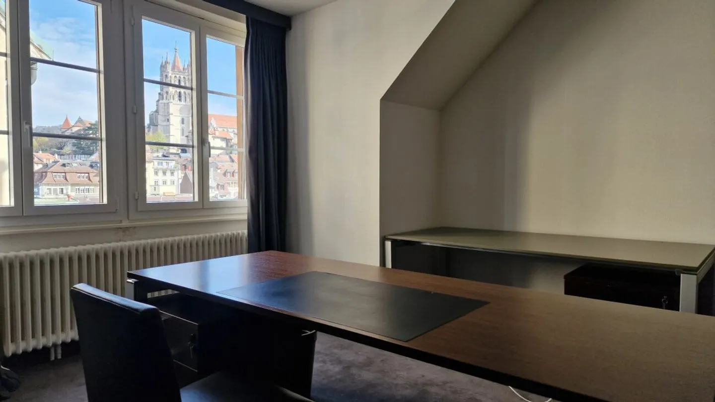 Bella superficie amministrativa di 354m² nel cuore di Losanna: Place Saint-François! - Foto 11 di 12