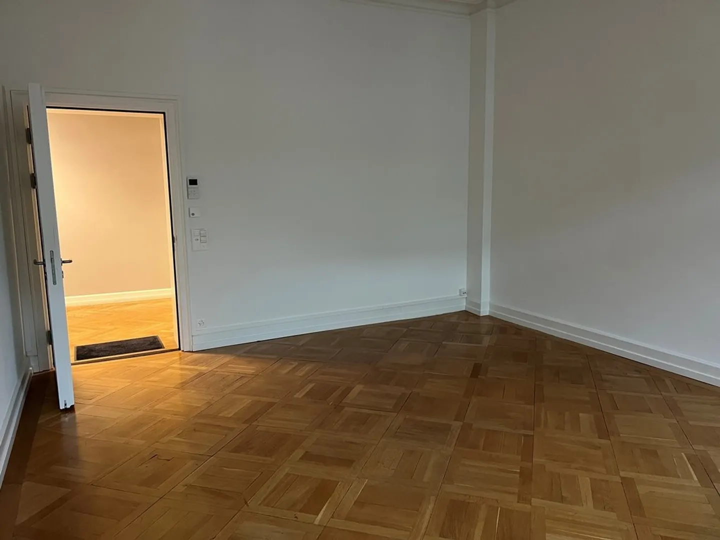 Spazio ufficio attraente nel cuore della Bahnhofstrasse! - Foto 5 di 10