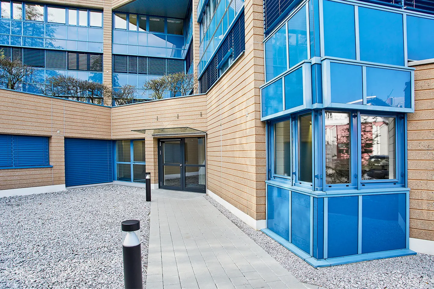 Votre nouveau lieu de travail dans une propriété bien entretenue sur la Bönirainstrasse à Thalwil - Photo 4 sur 11