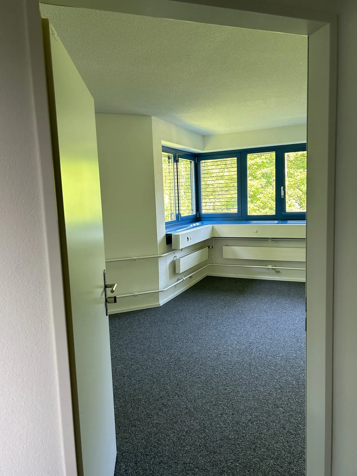 Votre nouveau lieu de travail dans une propriété bien entretenue sur la Bönirainstrasse à Thalwil - Photo 8 sur 11