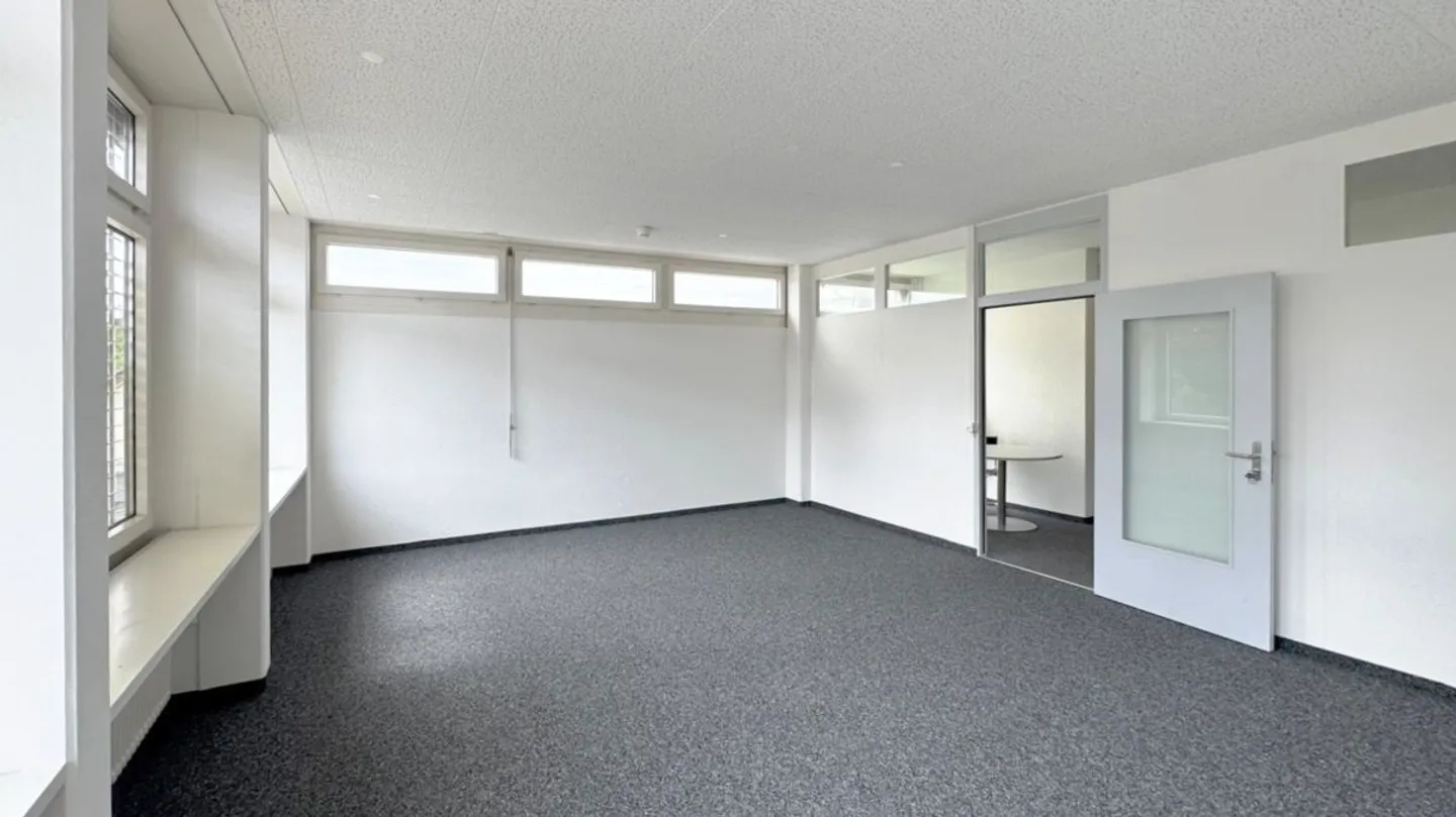 Bright Office Space - Photo 3 of 5